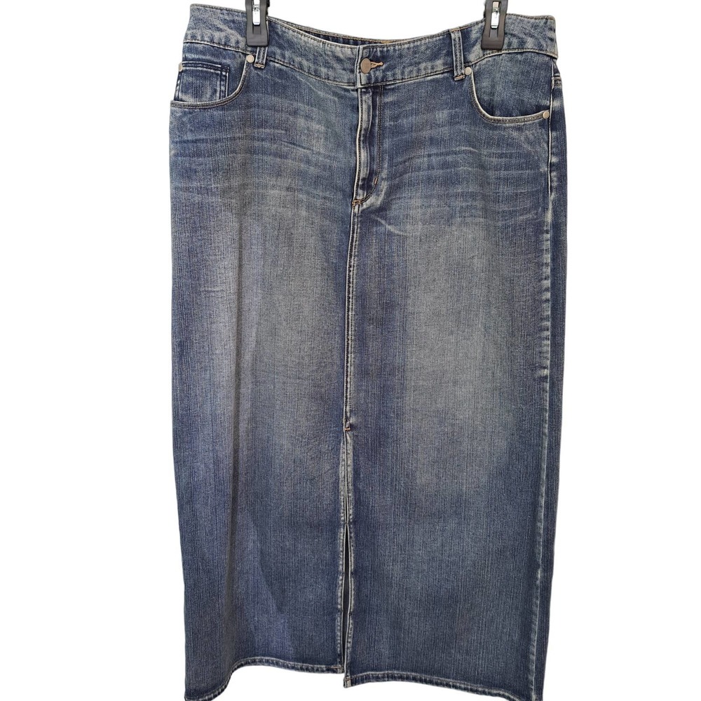 Chico's denim midi skirt size 2.5 ( L14) slit pockets ytk denim skirt minimalist